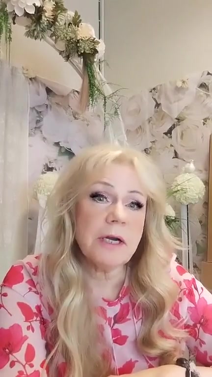 Tiia Maria tseremooniameistri video eelvaade